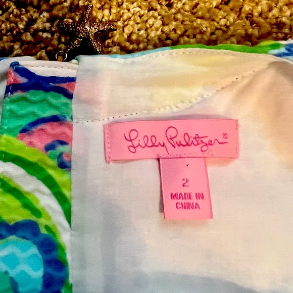 Lilly Pulitzer Dress. 🌴. Size 2 - Picture 2 of 3